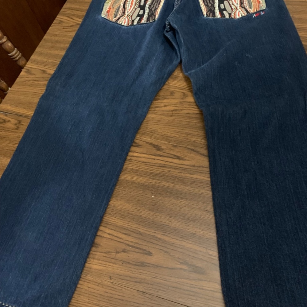 Jeans - Picture 4 of 5